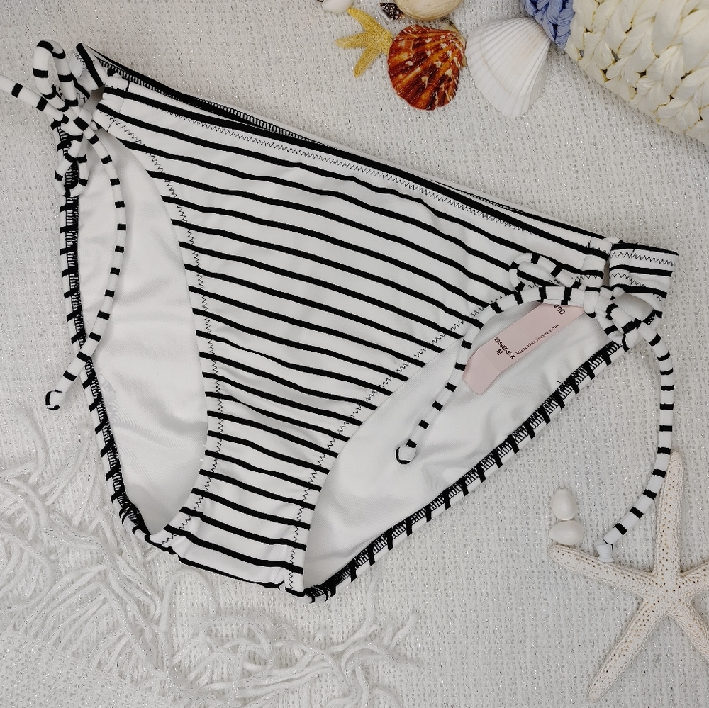 VICTORIA'S SECRET THE BOW SIDE TIE BIKINI BOTTOM, WHITE STRIPED M